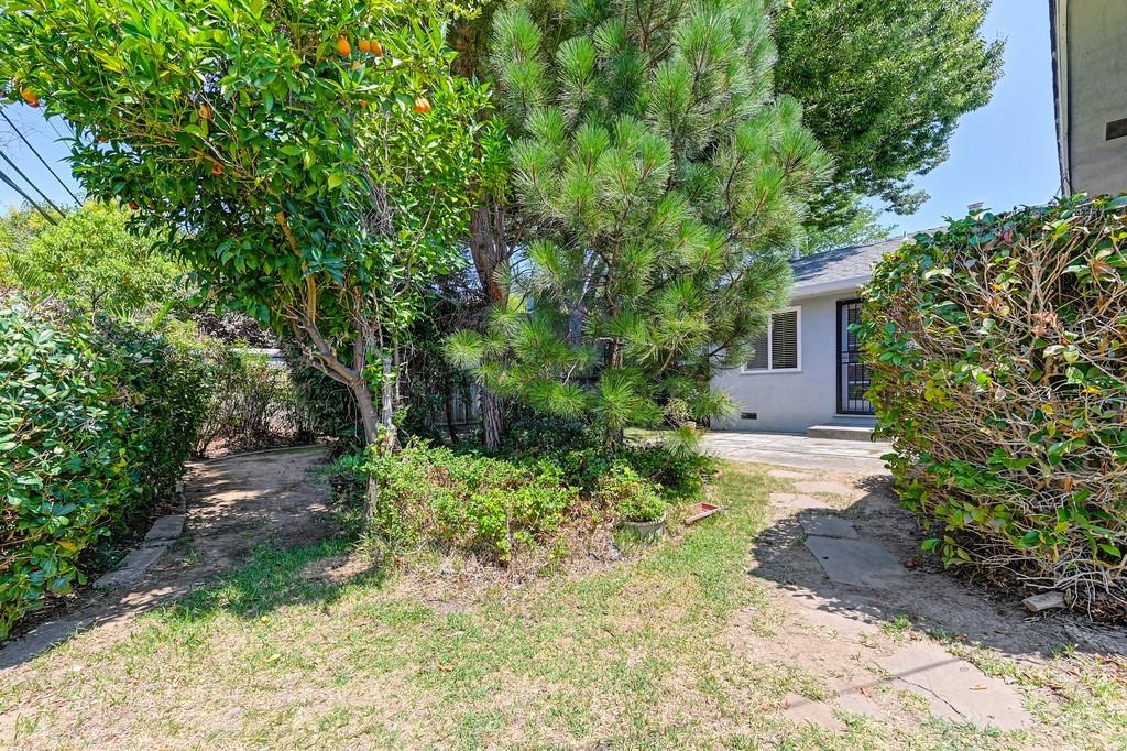 5304 Sampson Boulevard