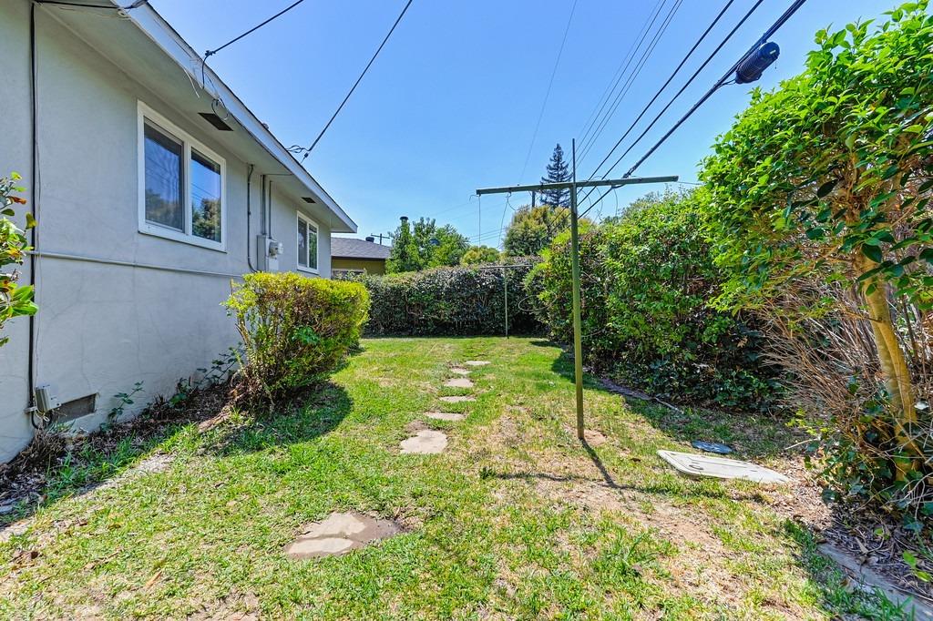 5304 Sampson Boulevard