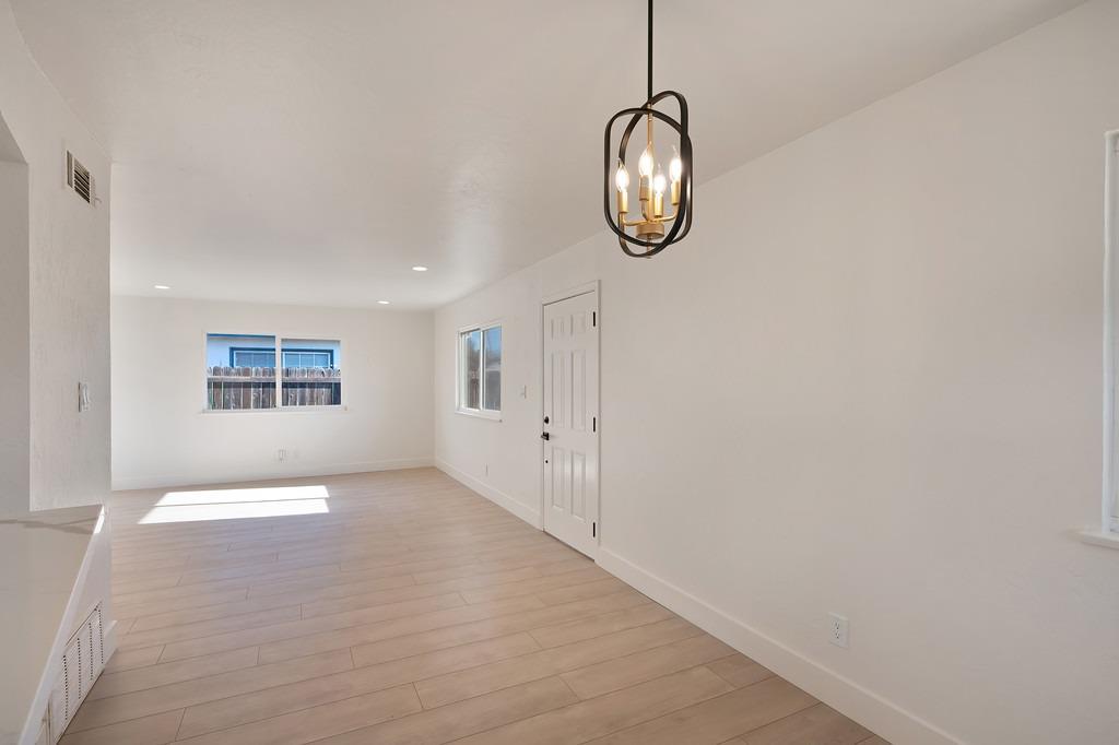 3341 Wellington Drive