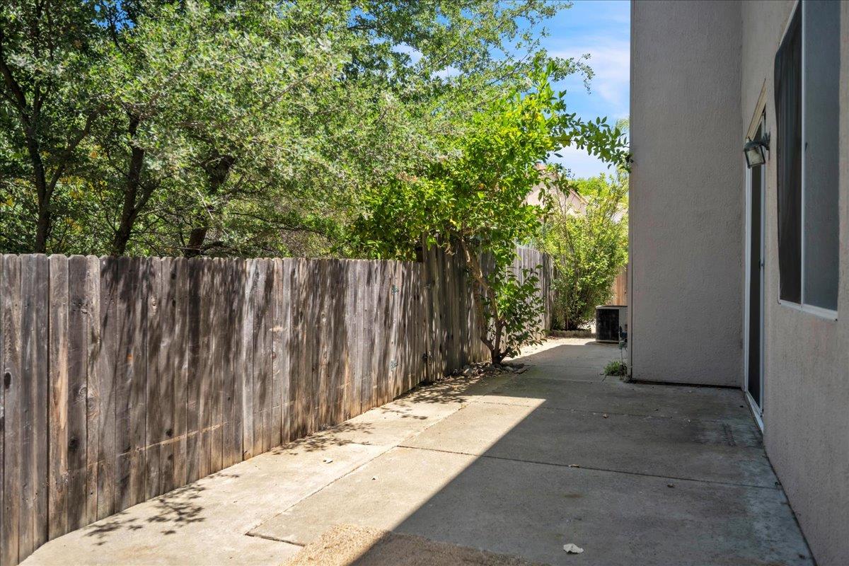 226 Pacific Oak Court