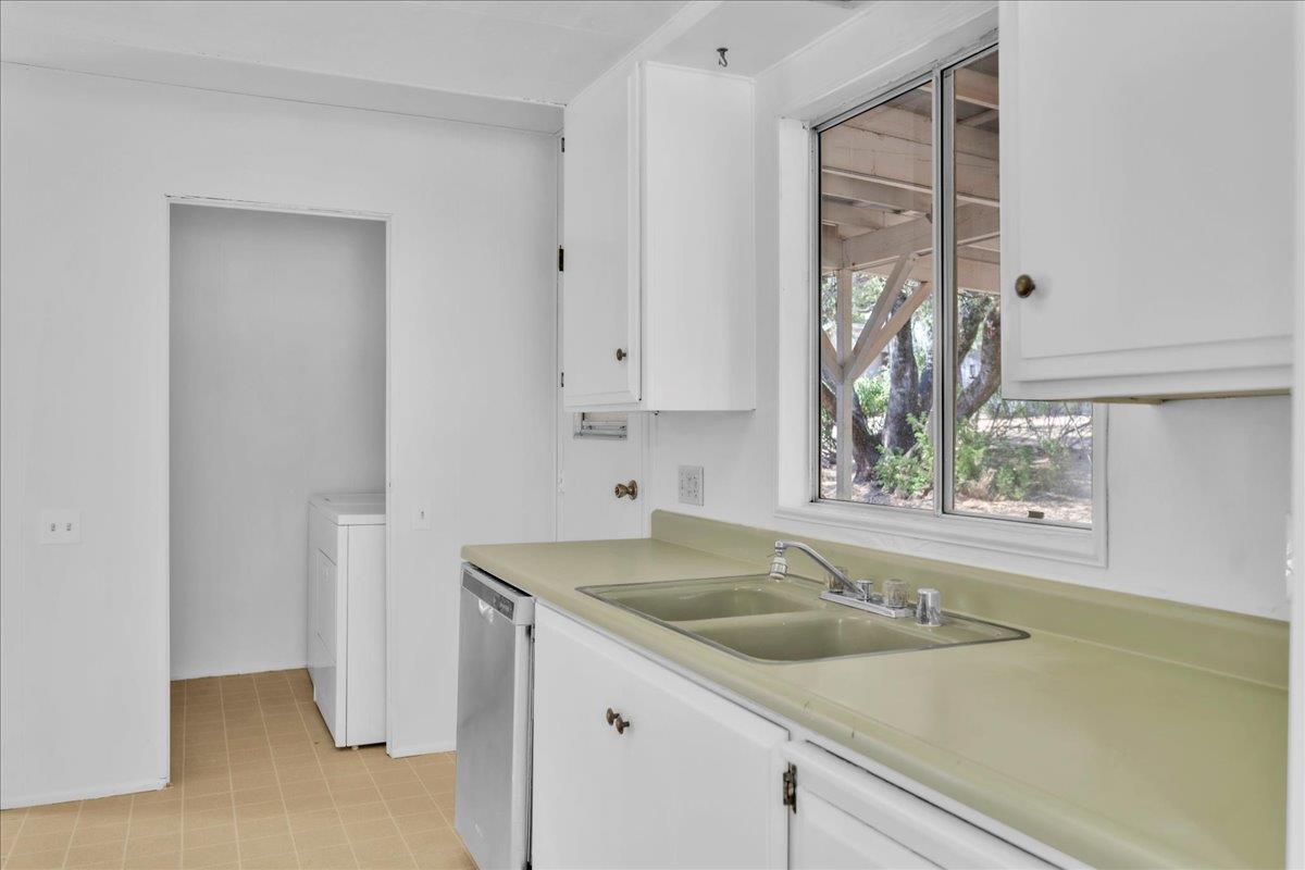 4919 Mother Lode Drive