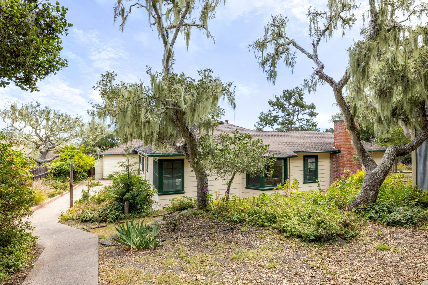 424 Herrmann Street