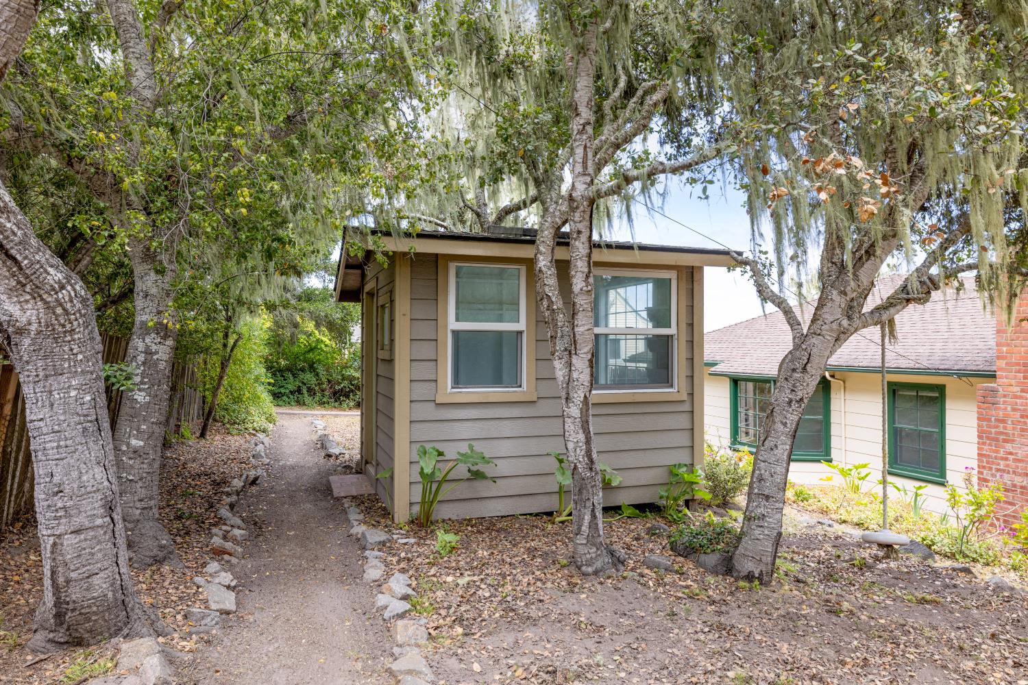 424 Herrmann Street