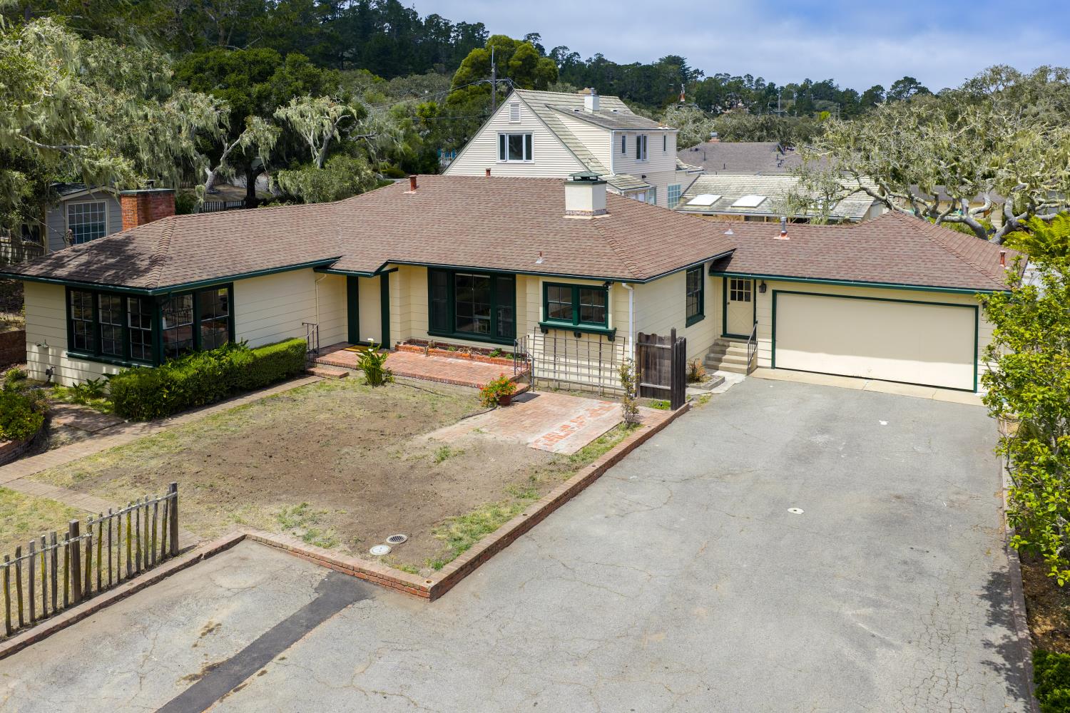424 Herrmann Street