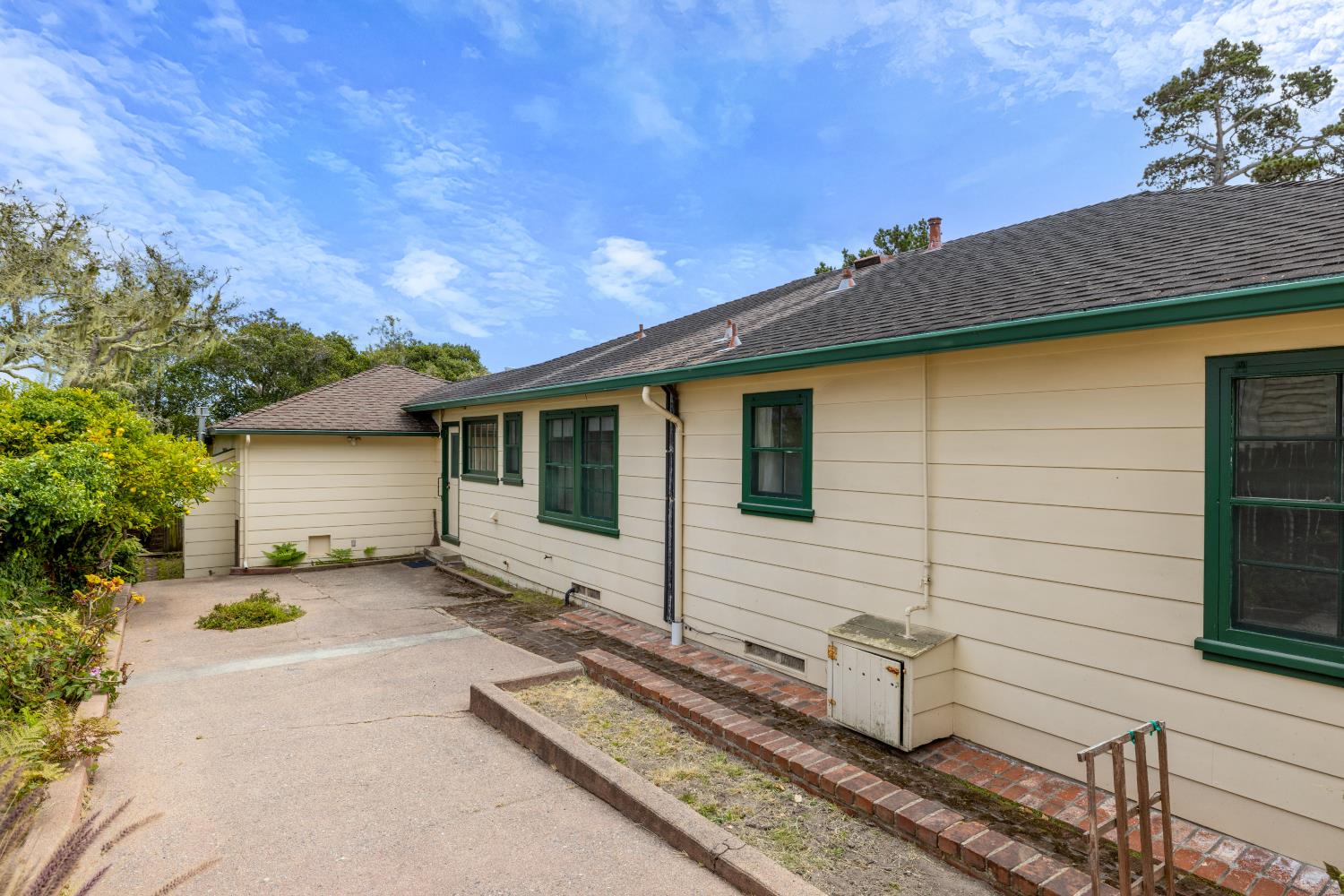 424 Herrmann Street