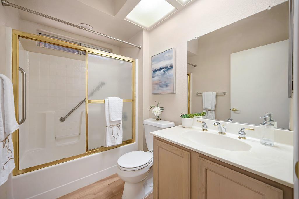 4228 Napa Loop