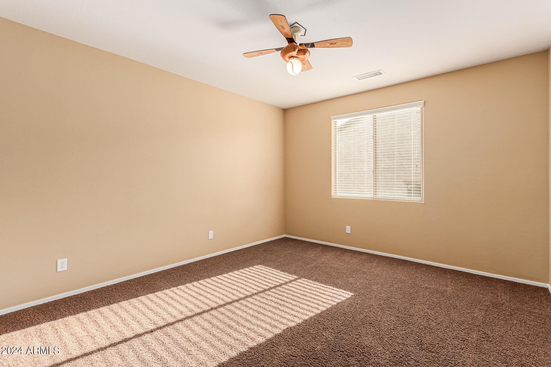 18121 W GOLDEN Lane