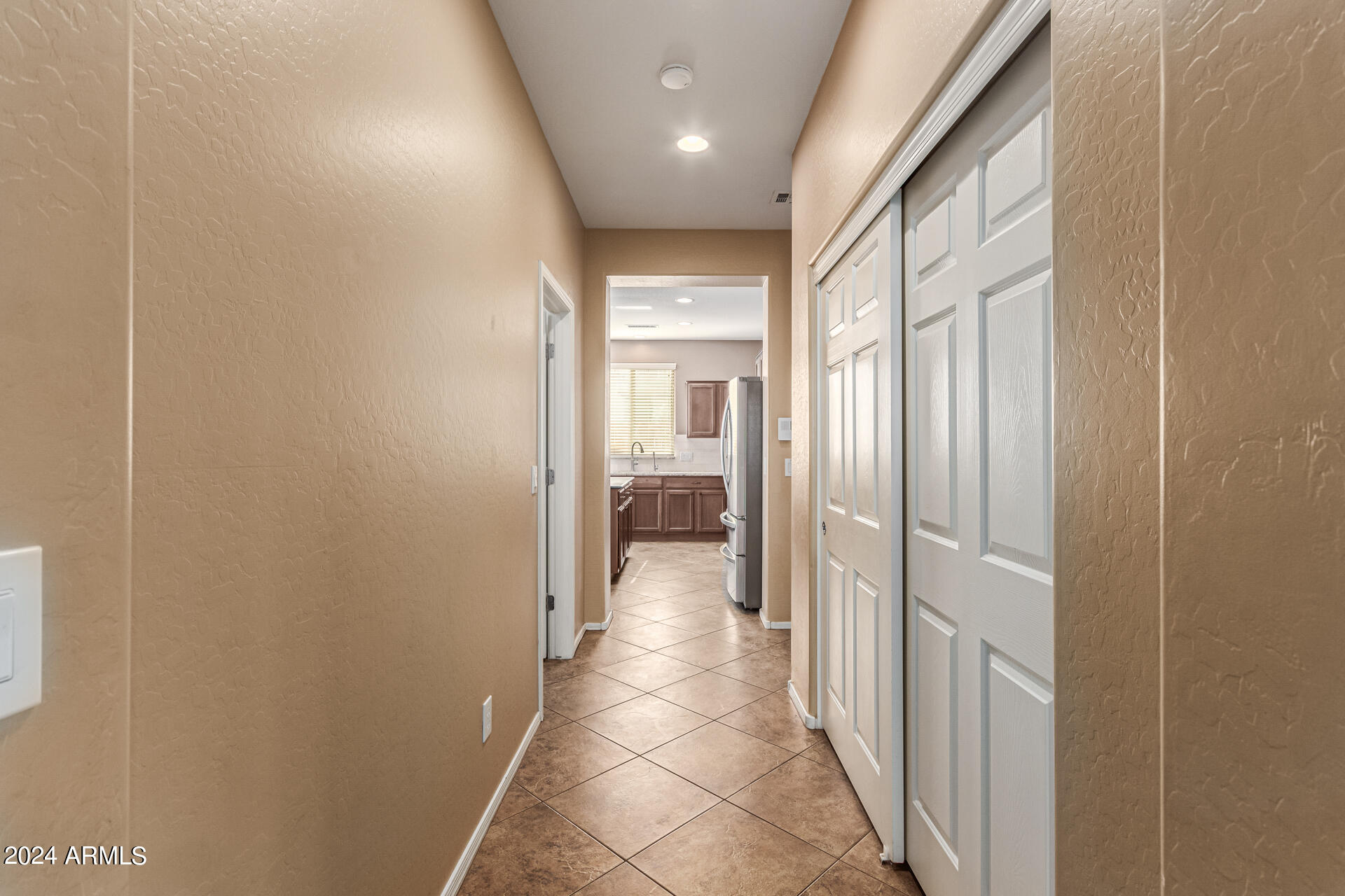 18121 W GOLDEN Lane
