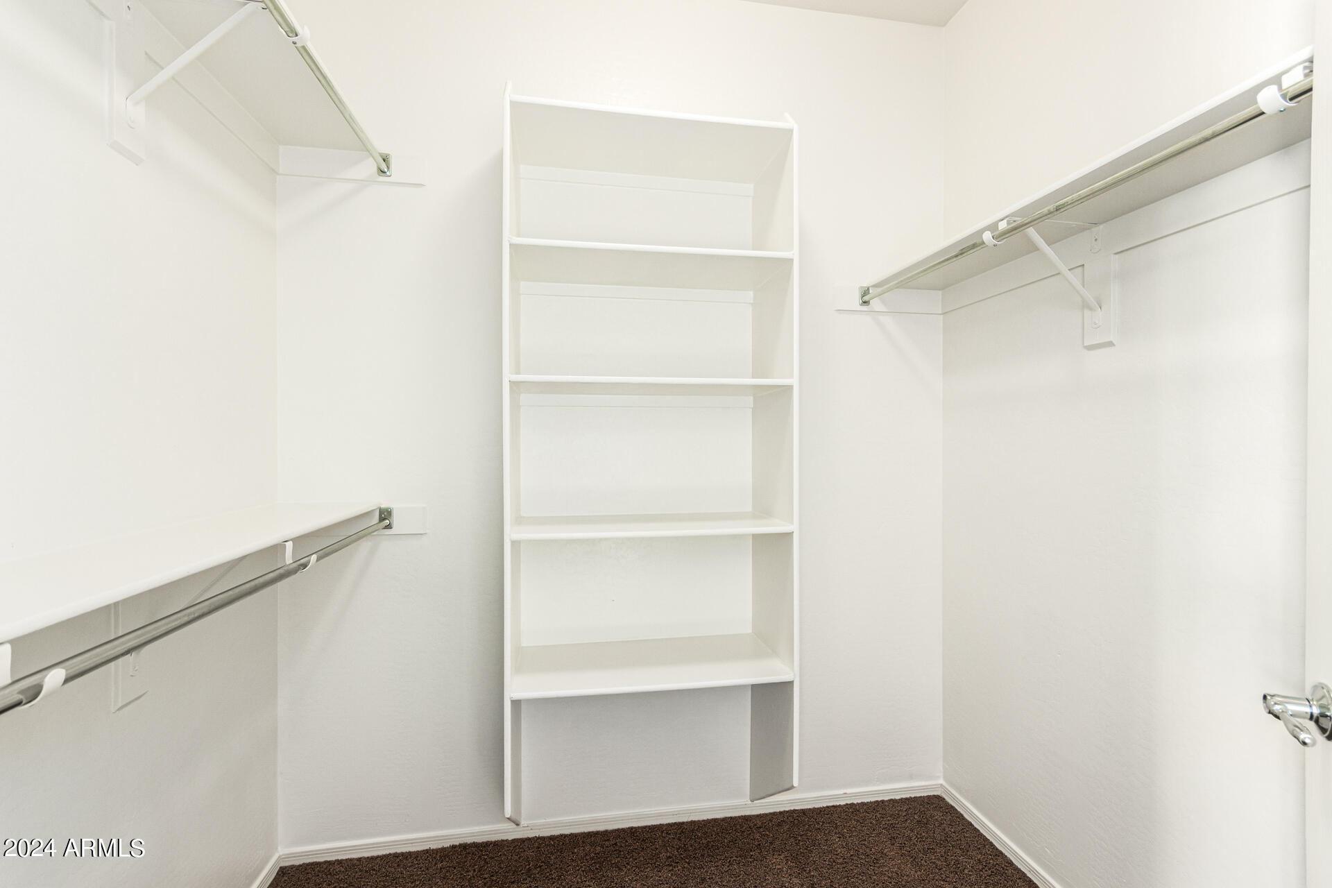 18121 W GOLDEN Lane