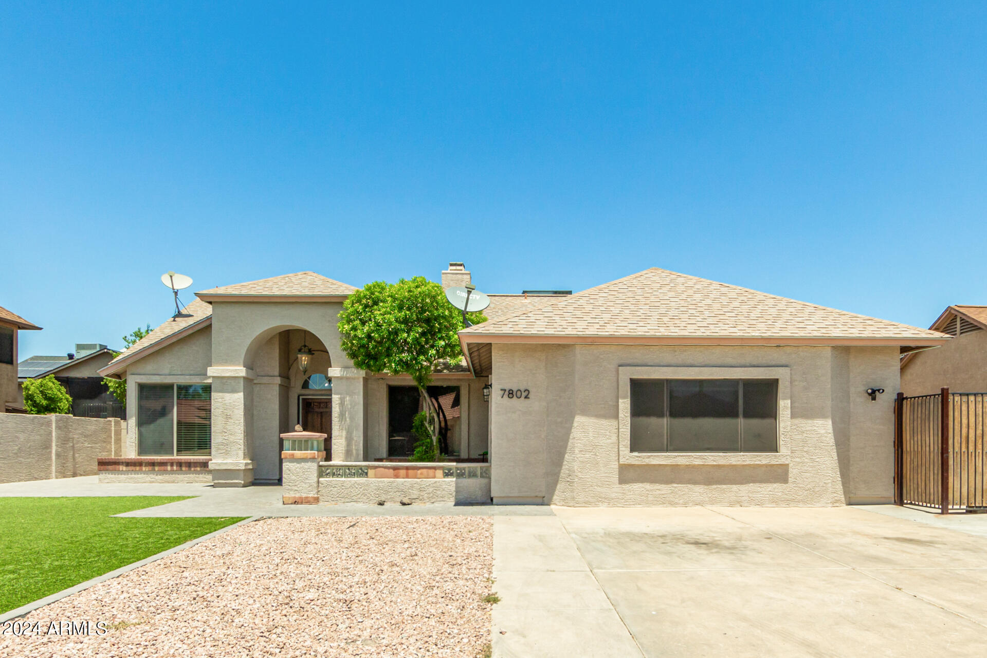 7802 W DREYFUS Drive