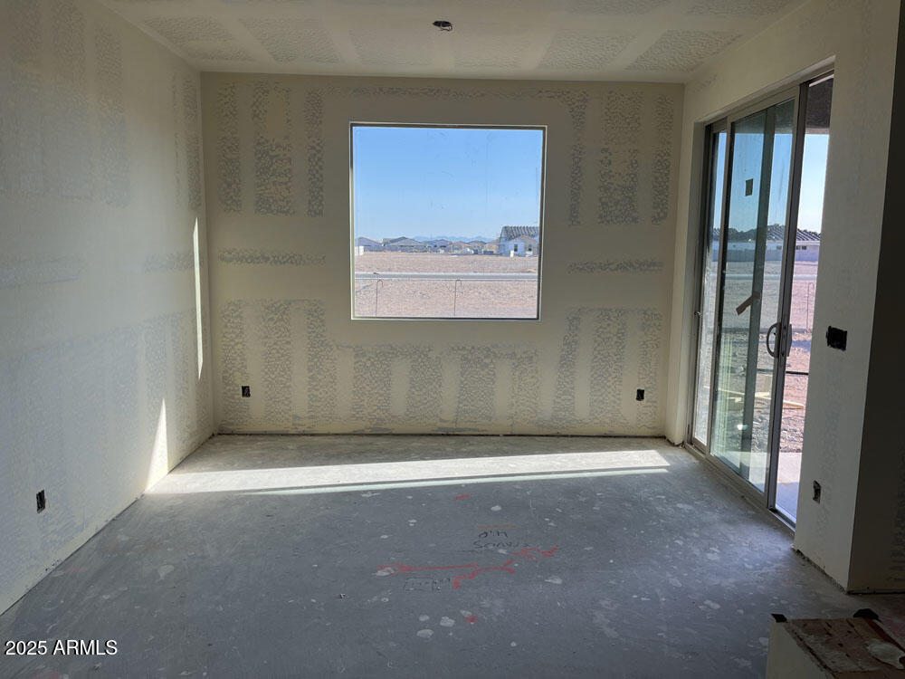 7631 W TETHER Trail