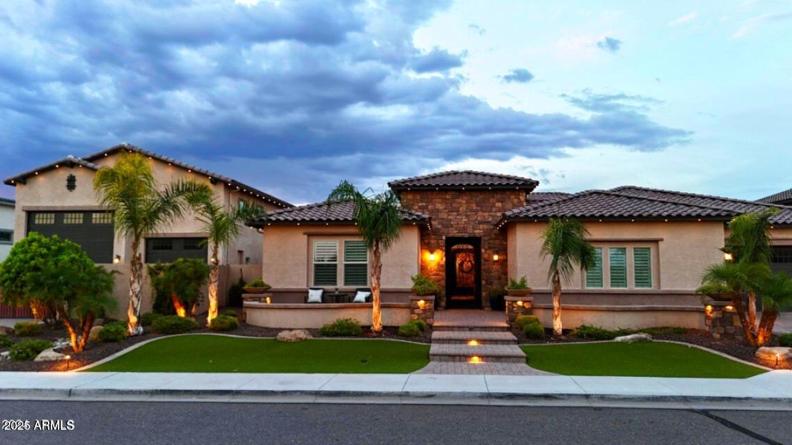 9216 W Via Del Sol