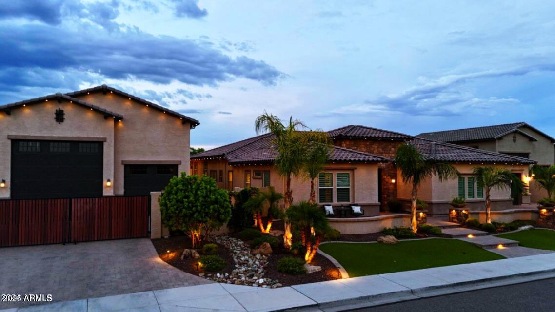 9216 W Via Del Sol