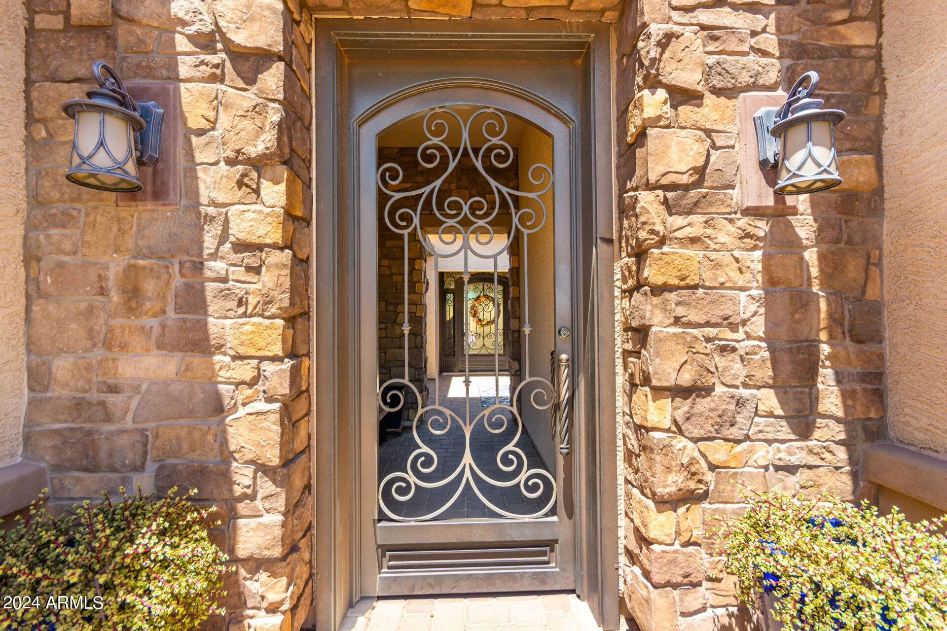 9216 W Via Del Sol