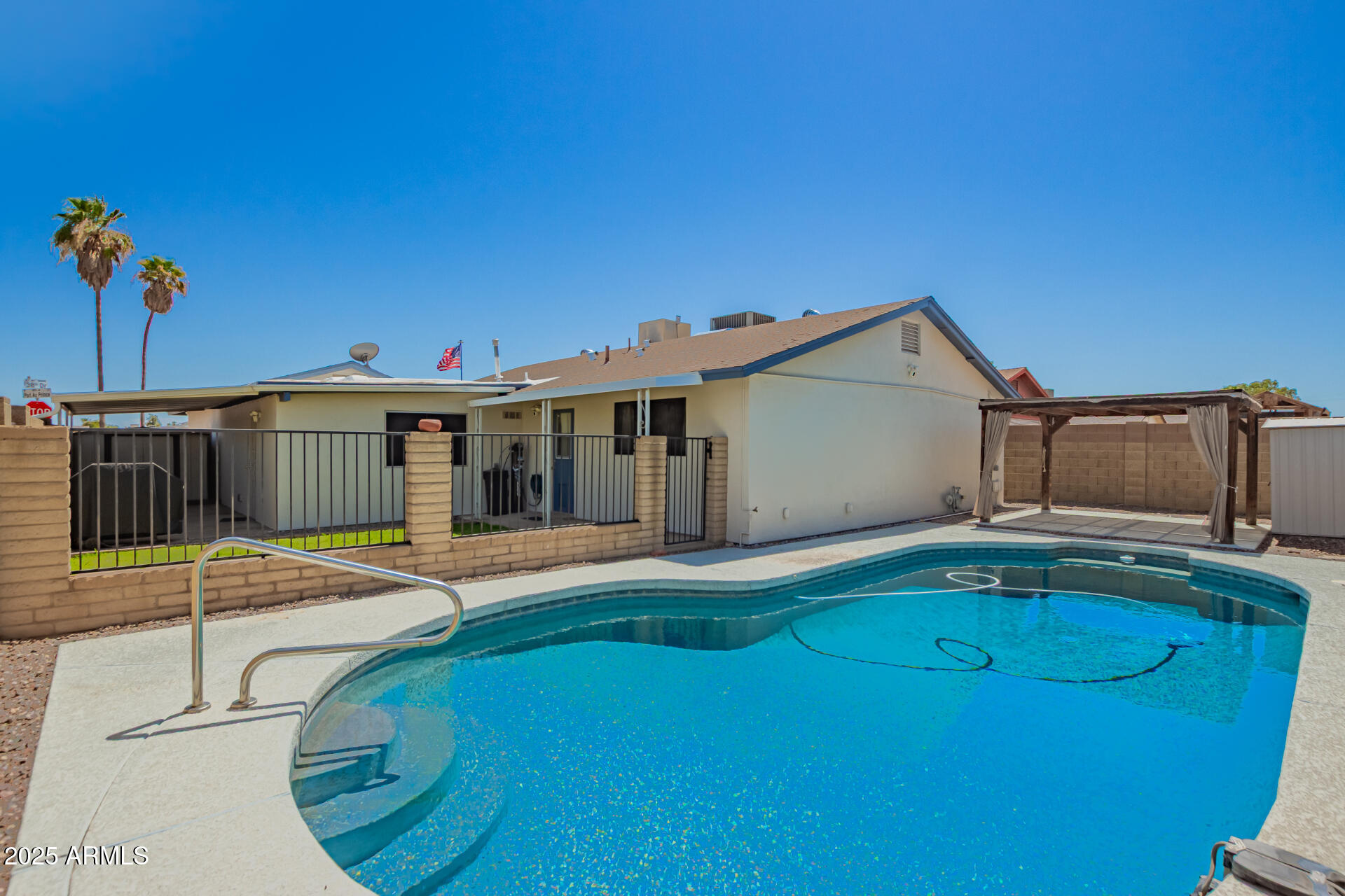 3828 W PORT AU PRINCE Lane