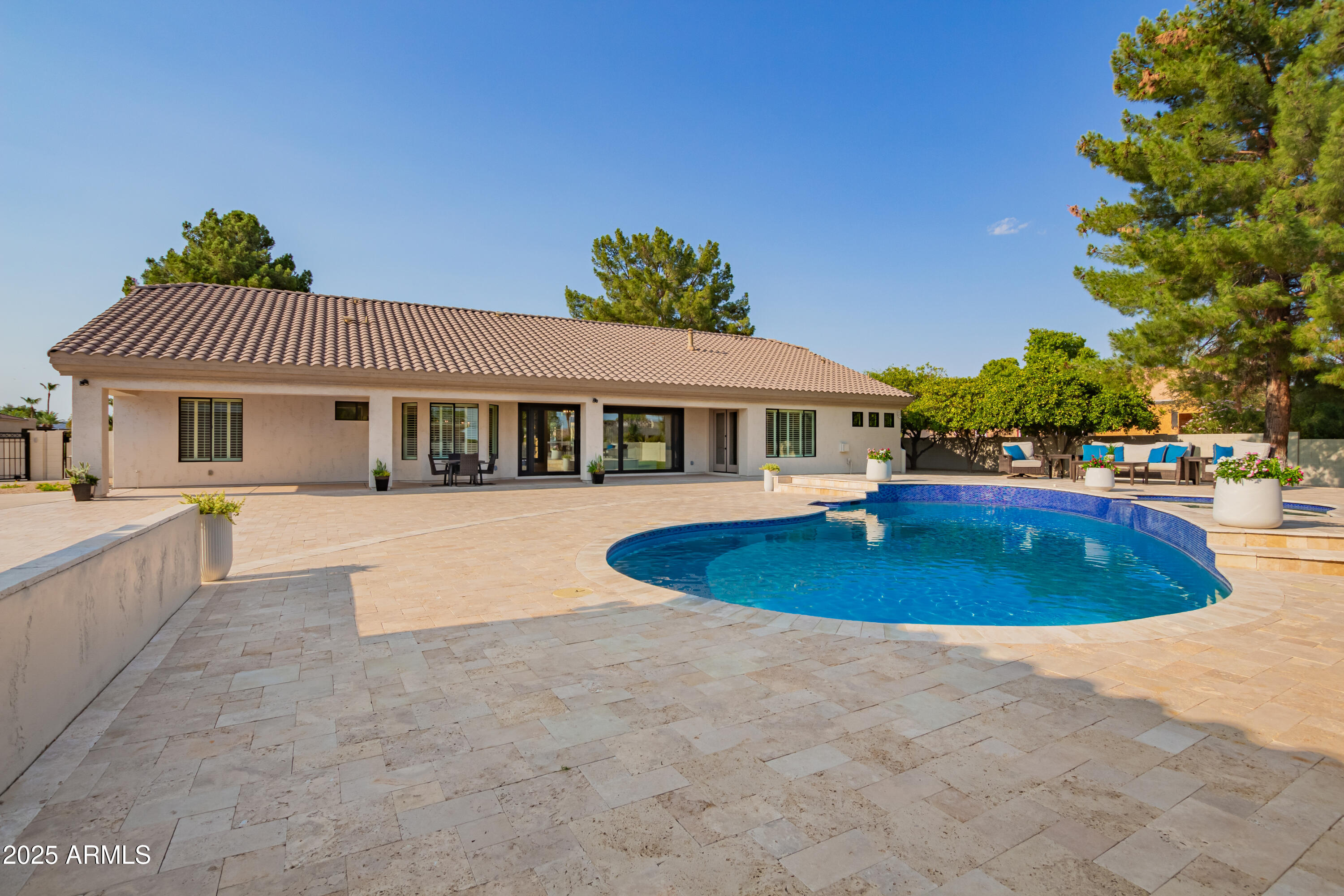 9613 W Camino De Oro