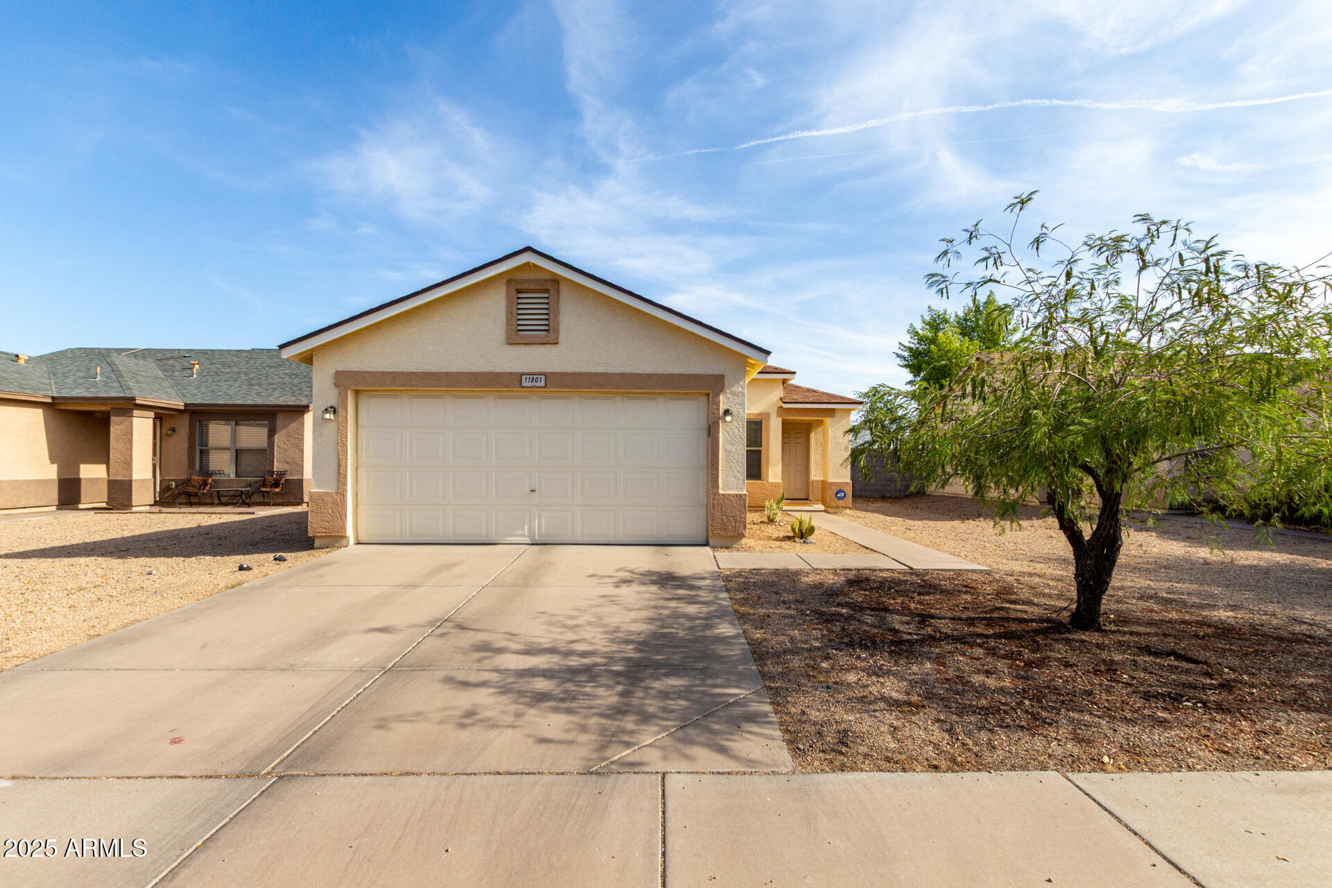 11801 W DAHLIA Drive