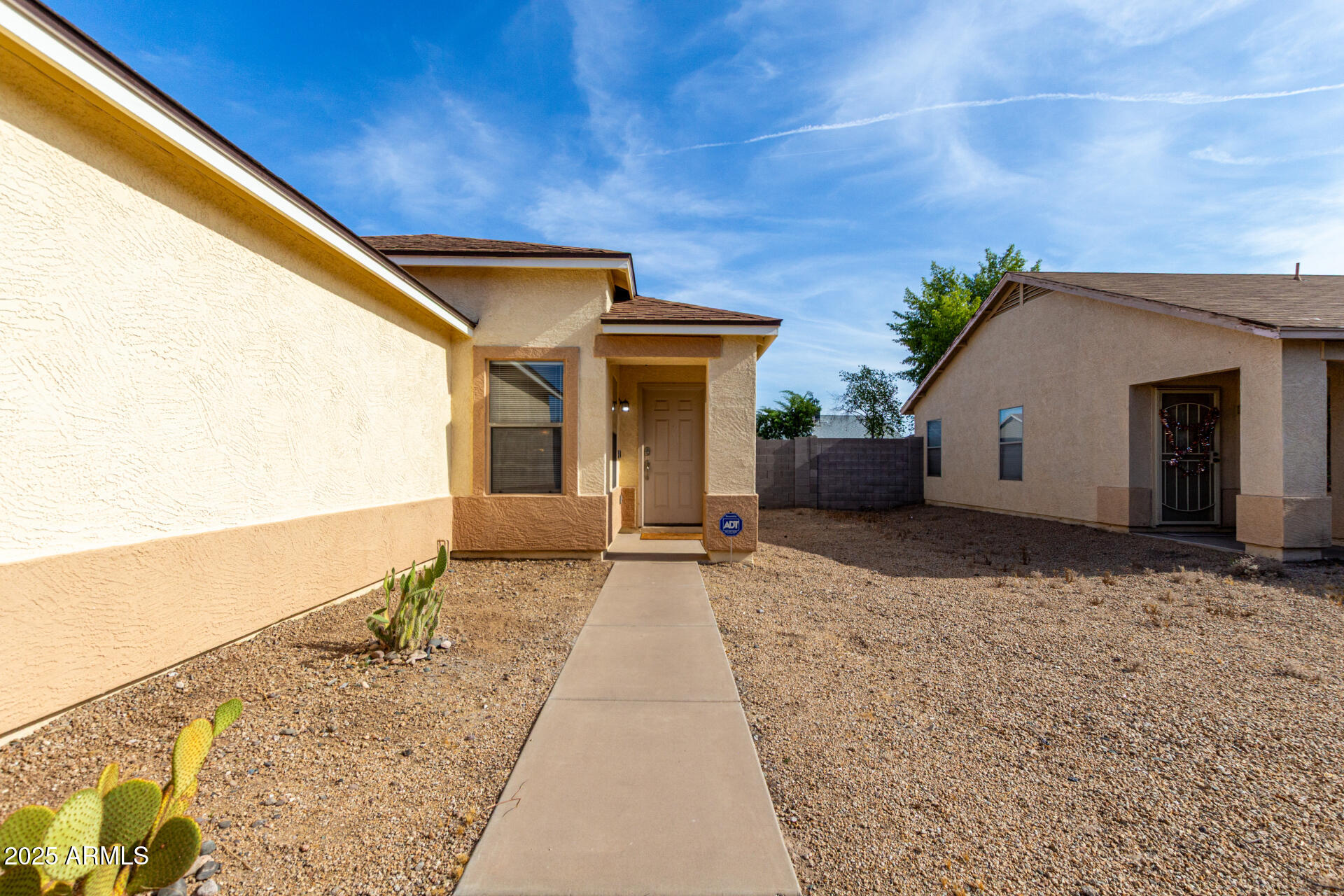 11801 W DAHLIA Drive