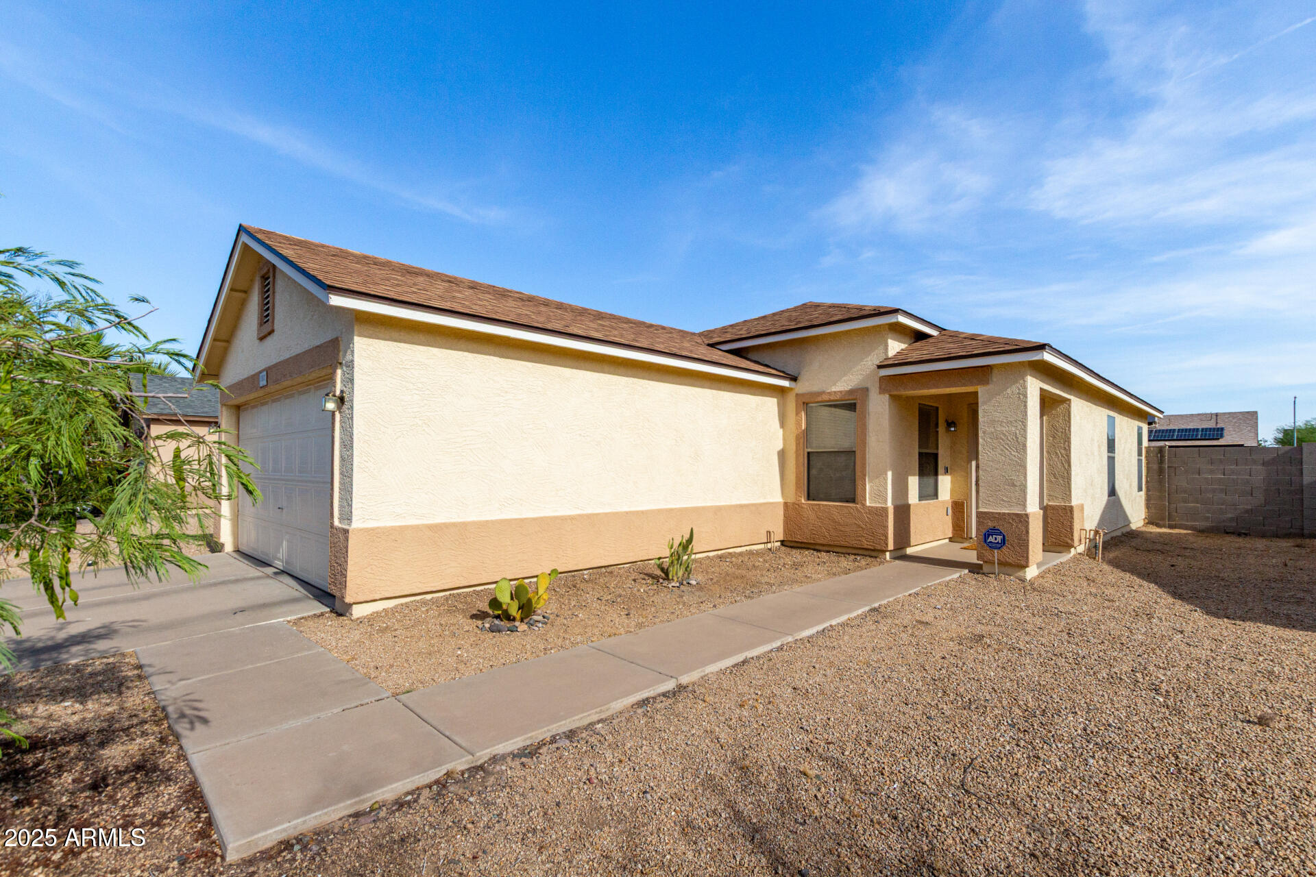 11801 W DAHLIA Drive