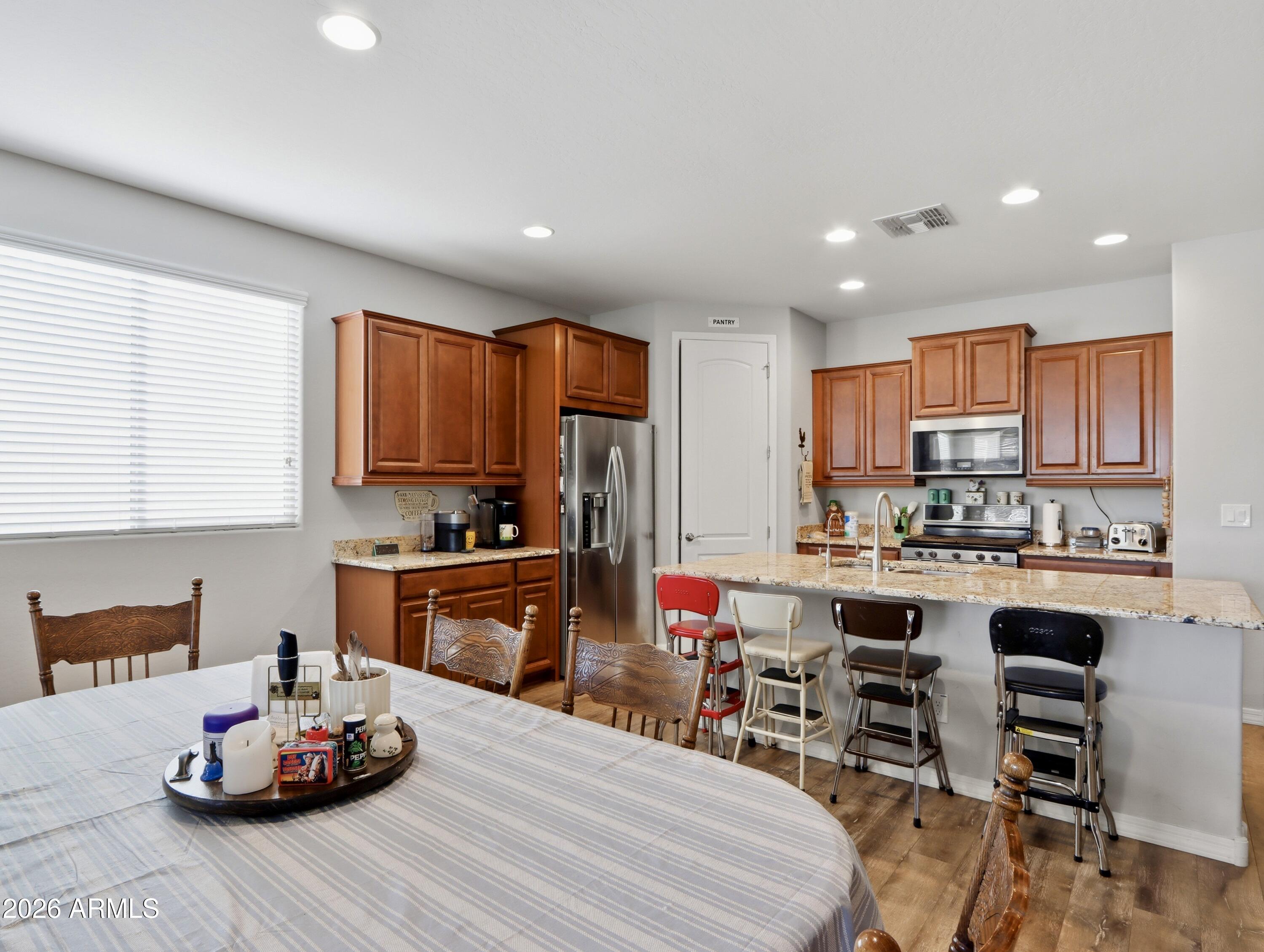 6421 W ROY ROGERS Road