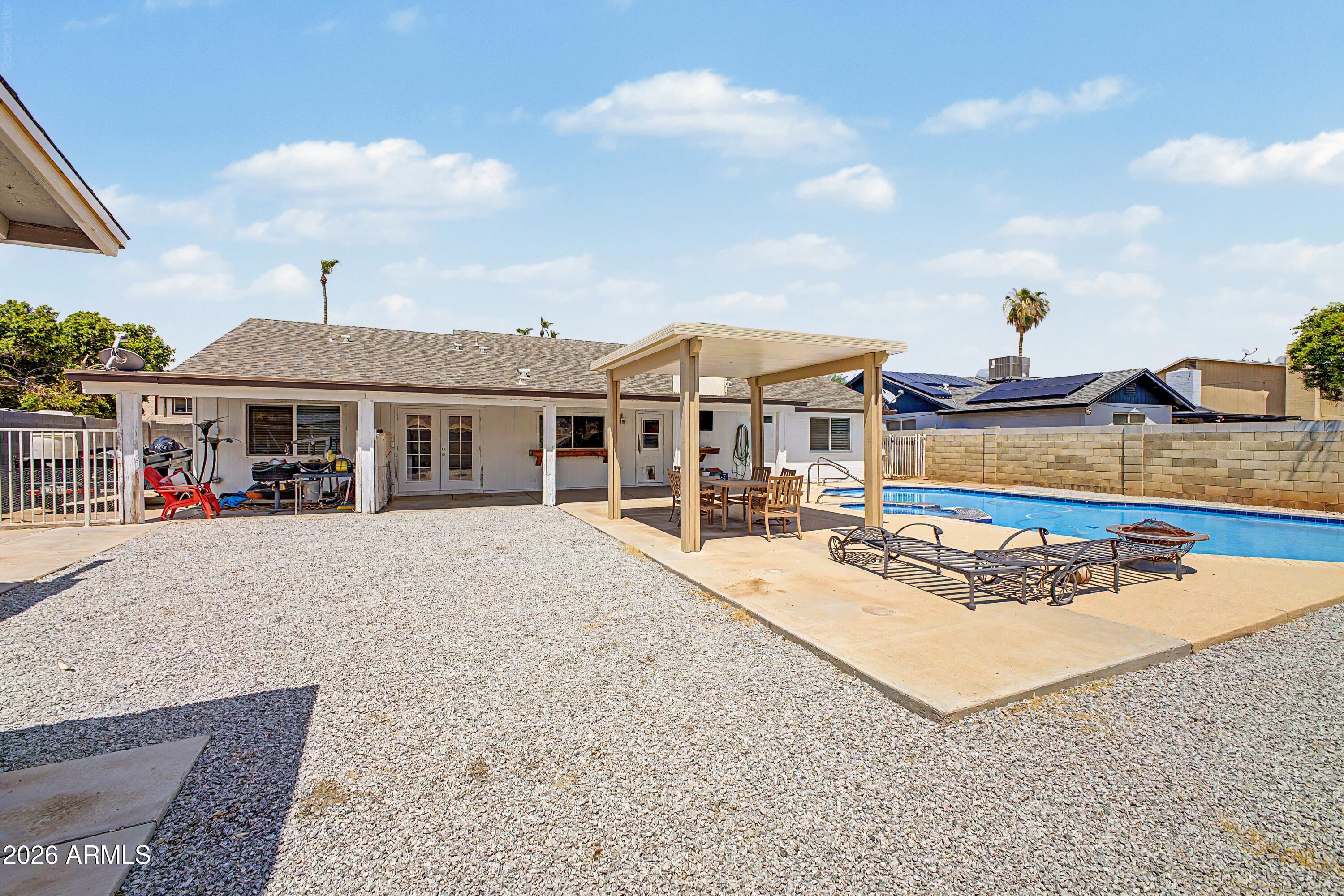 6231 W RIVIERA Drive