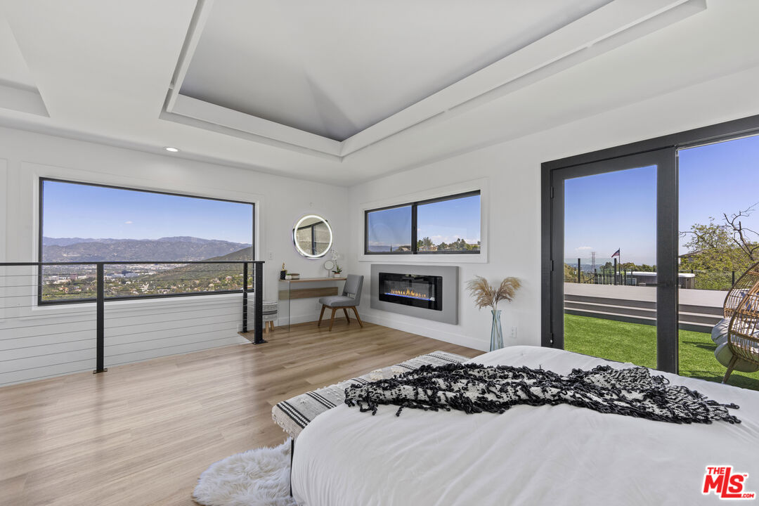 7308 Pacific View Dr