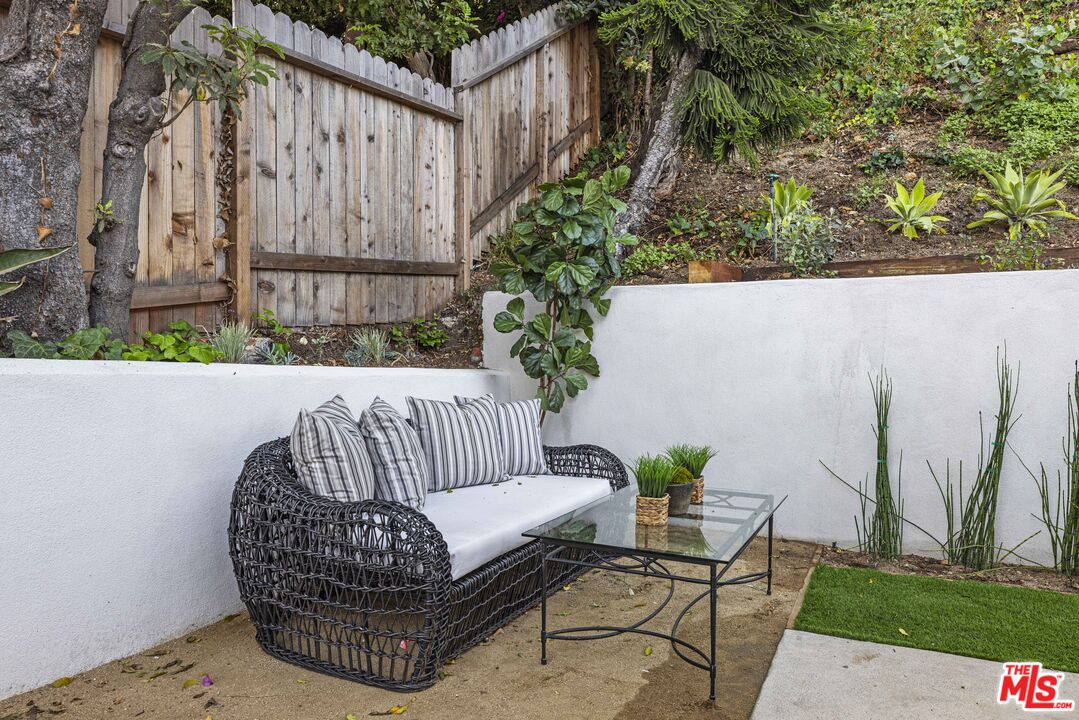 4231 Don Luis Dr