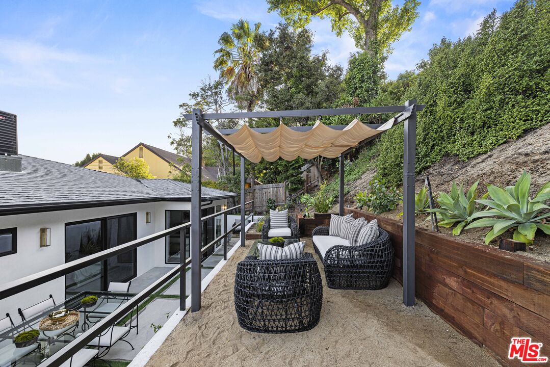 4231 Don Luis Dr