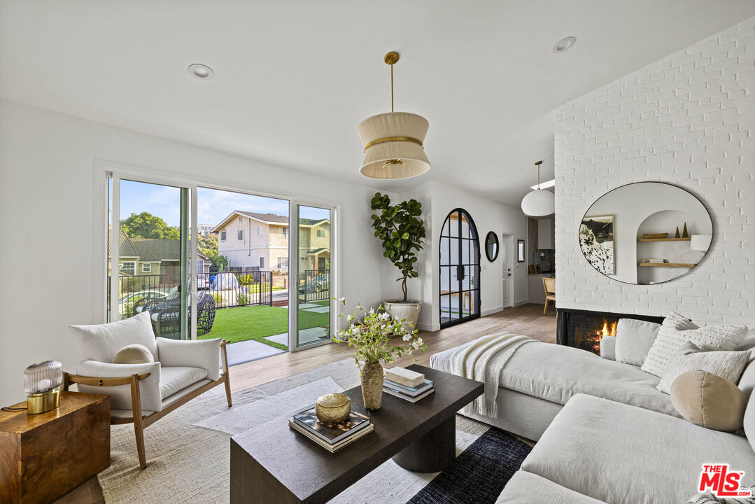 4231 Don Luis Dr