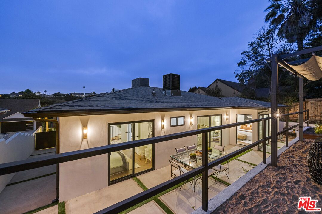4231 Don Luis Dr