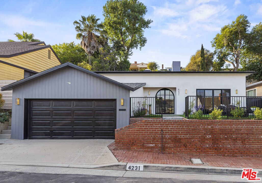 4231 Don Luis Dr