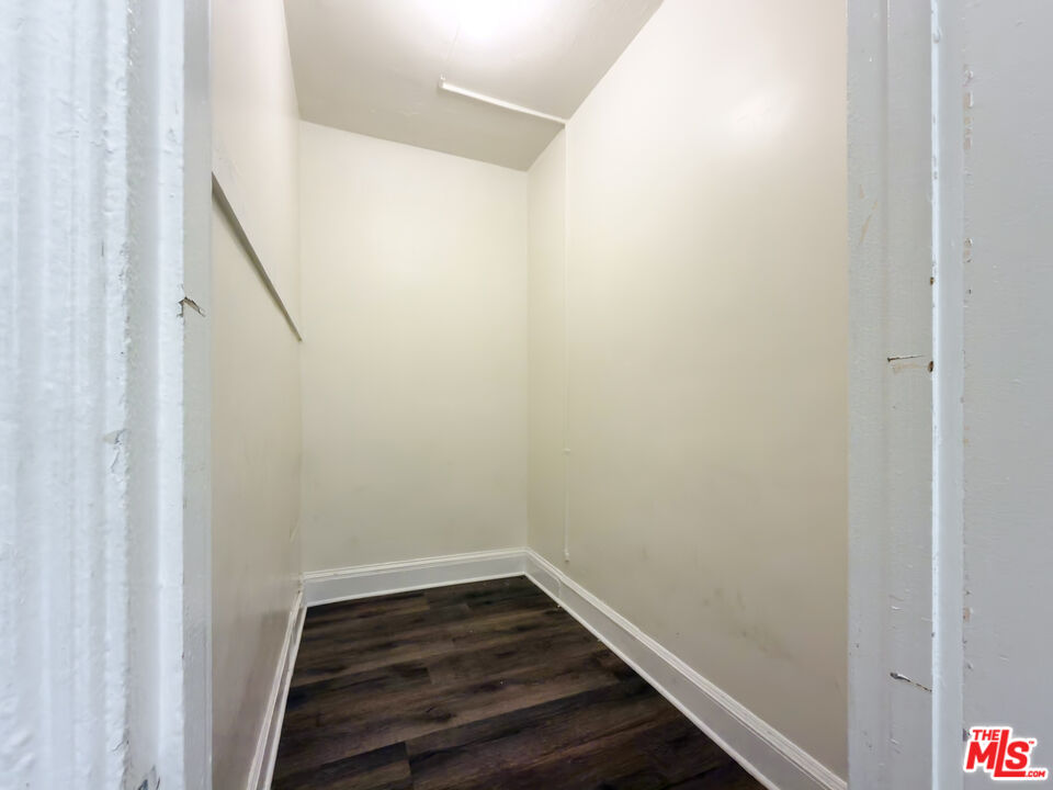 3506 W Pico Blvd Unit: 7