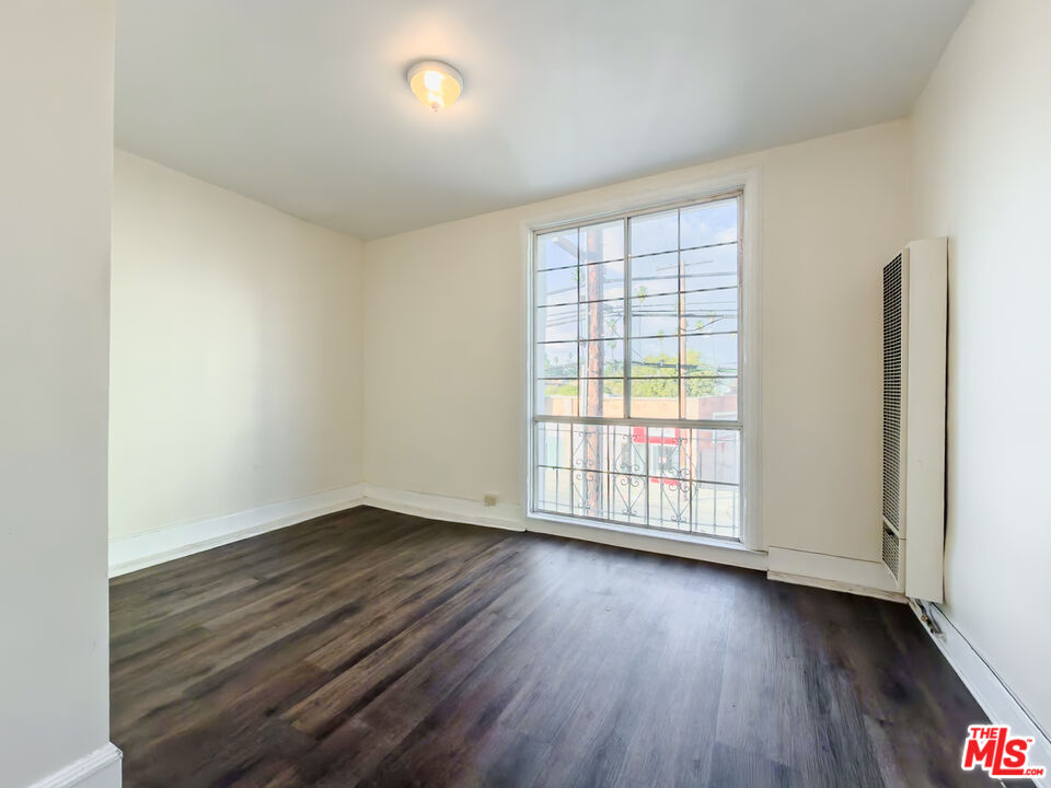3506 W Pico Blvd Unit: 7