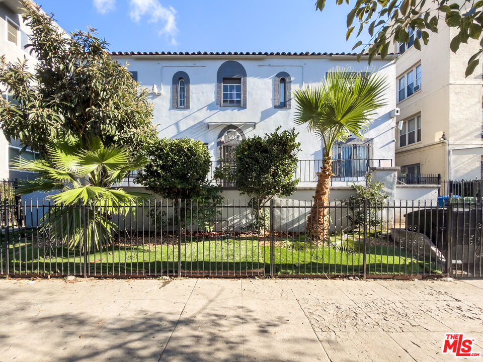 504 S Rampart Blvd Unit: 7