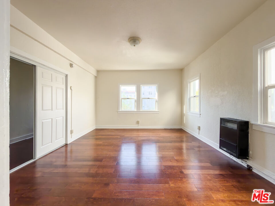 504 S Rampart Blvd Unit: 20