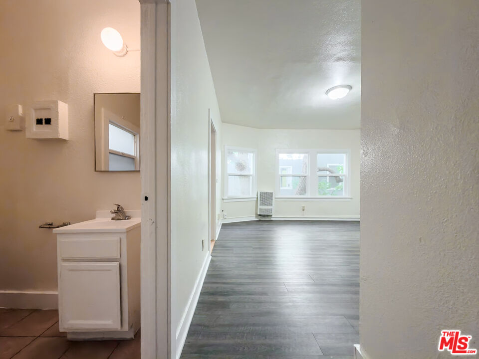 504 S Rampart Blvd Unit: 26