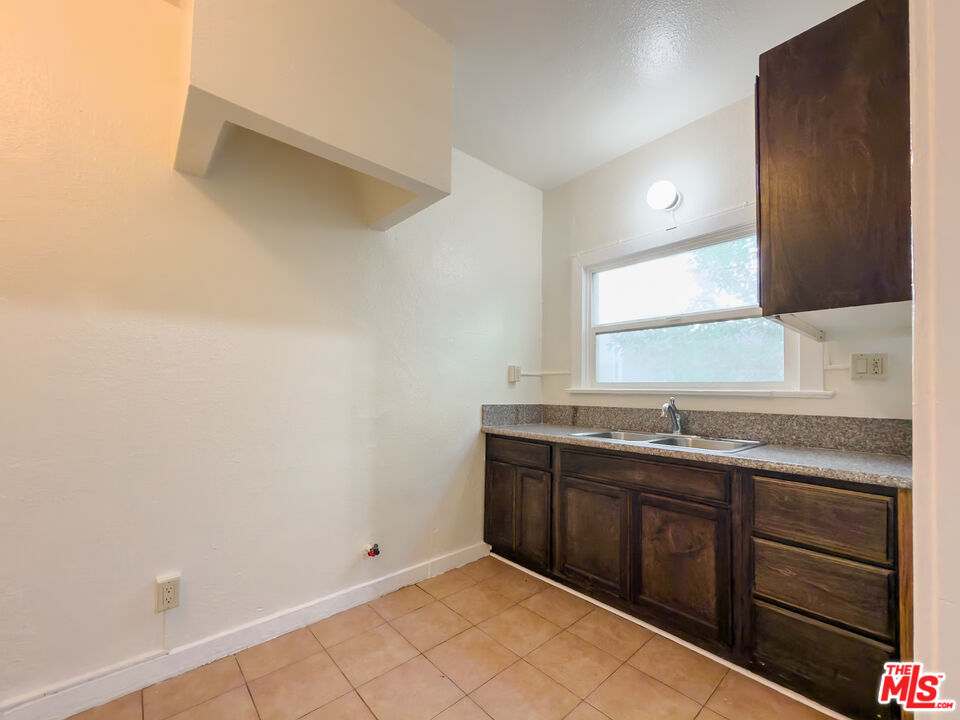 504 S Rampart Blvd Unit: 26