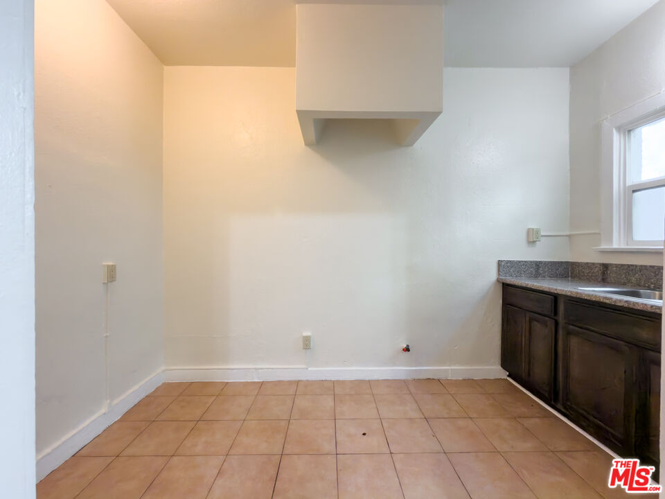 504 S Rampart Blvd Unit: 26