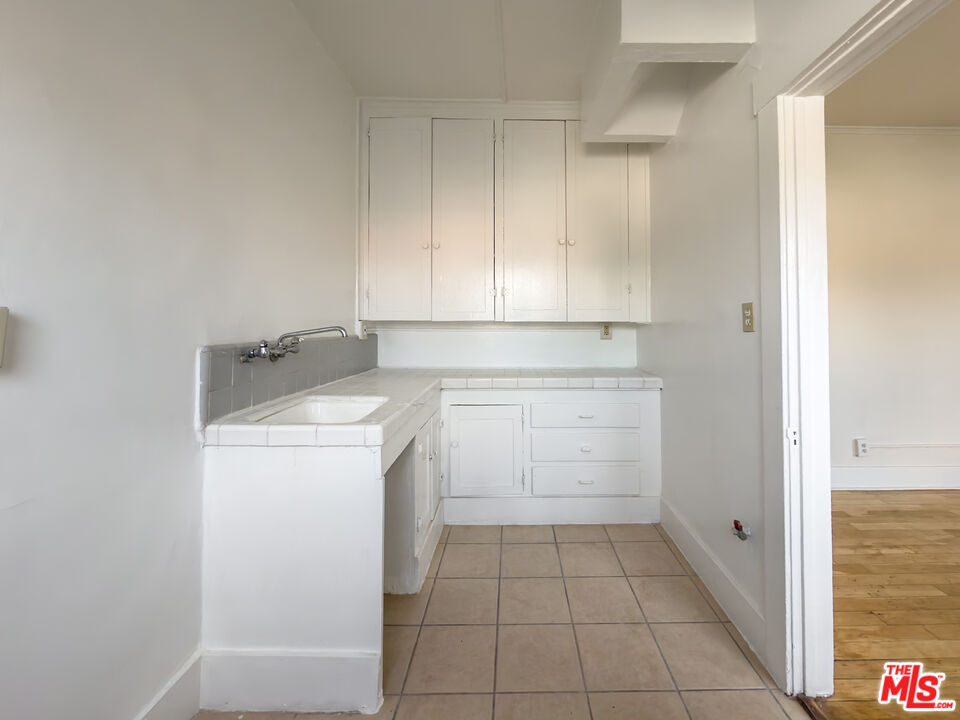 434 S Rampart Blvd Unit: 308