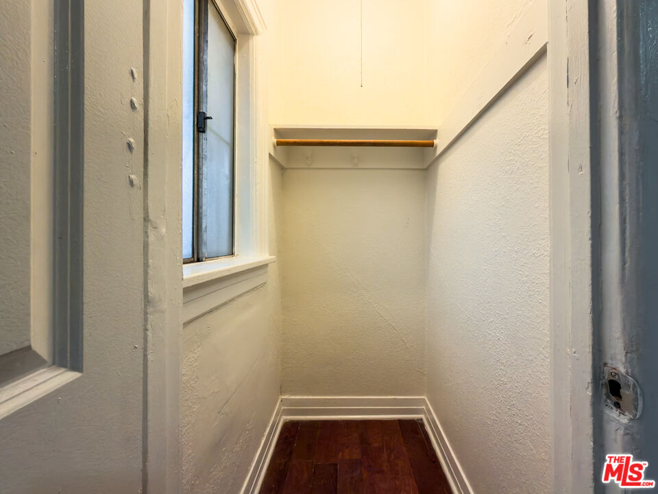 1675 W Martin Luther King Jr Blvd Unit: 5