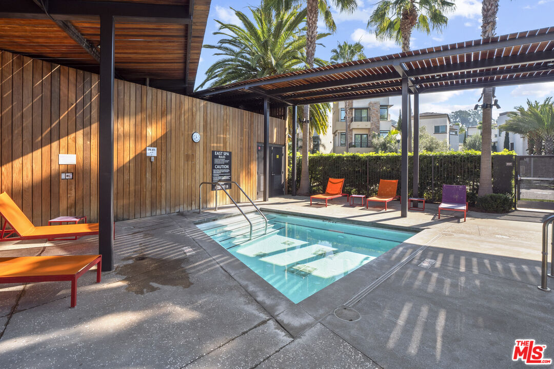 7100 Playa Vista Dr Unit: 407