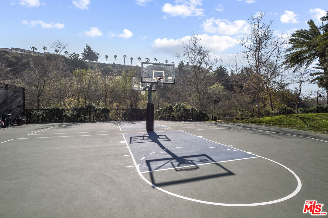 7100 Playa Vista Dr Unit: 407