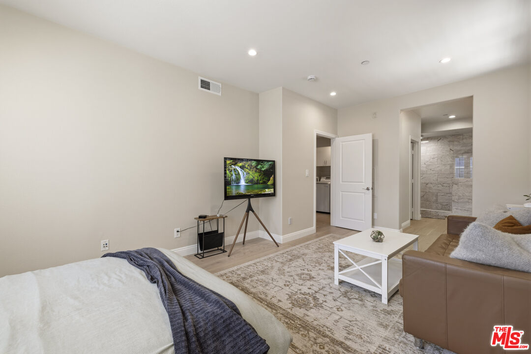 7100 Playa Vista Dr Unit: 407