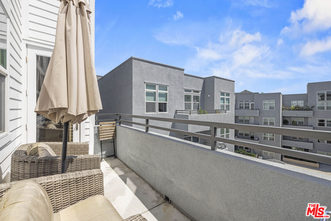 7100 Playa Vista Dr Unit: 407