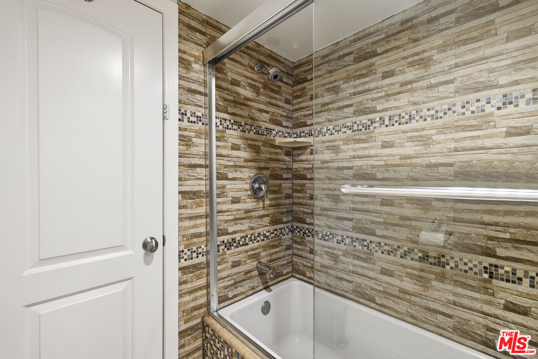 7100 Playa Vista Dr Unit: 407