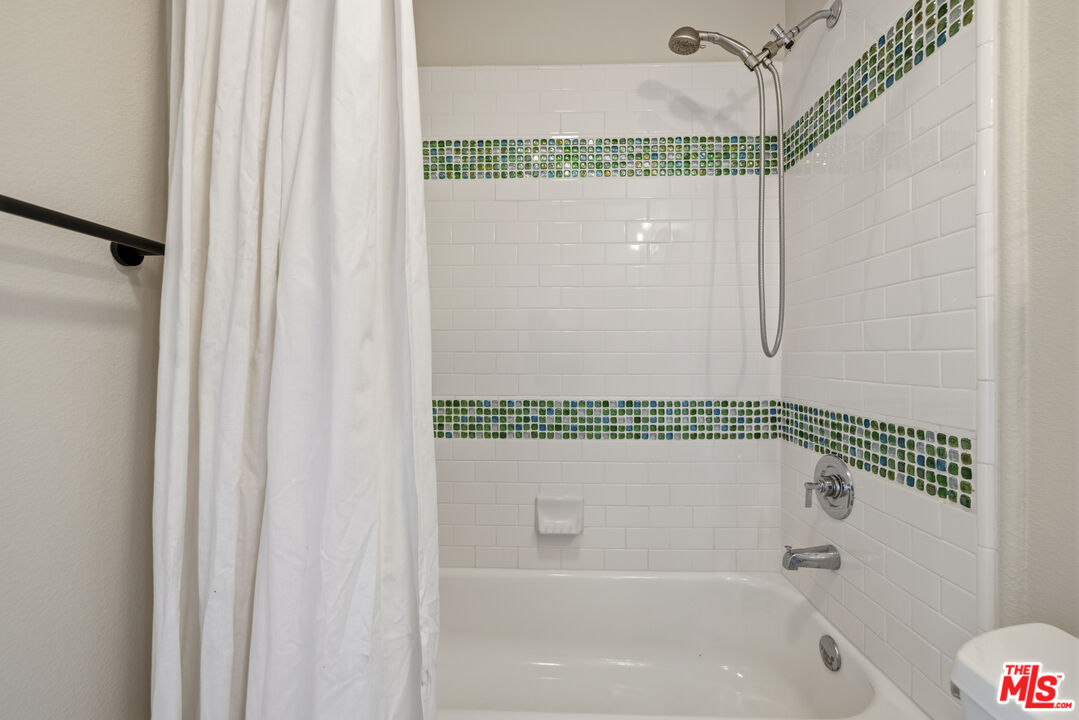 7100 Playa Vista Dr Unit: 407