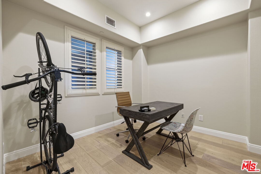 7100 Playa Vista Dr Unit: 407