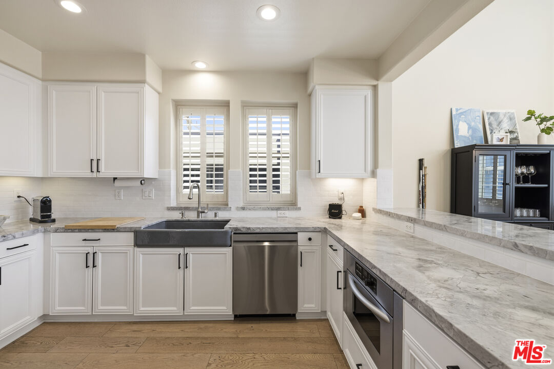 7100 Playa Vista Dr Unit: 407