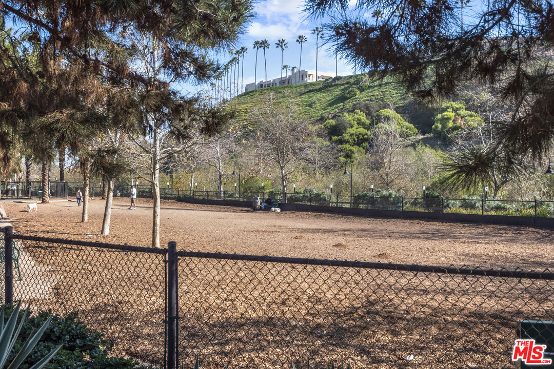 7100 Playa Vista Dr Unit: 407