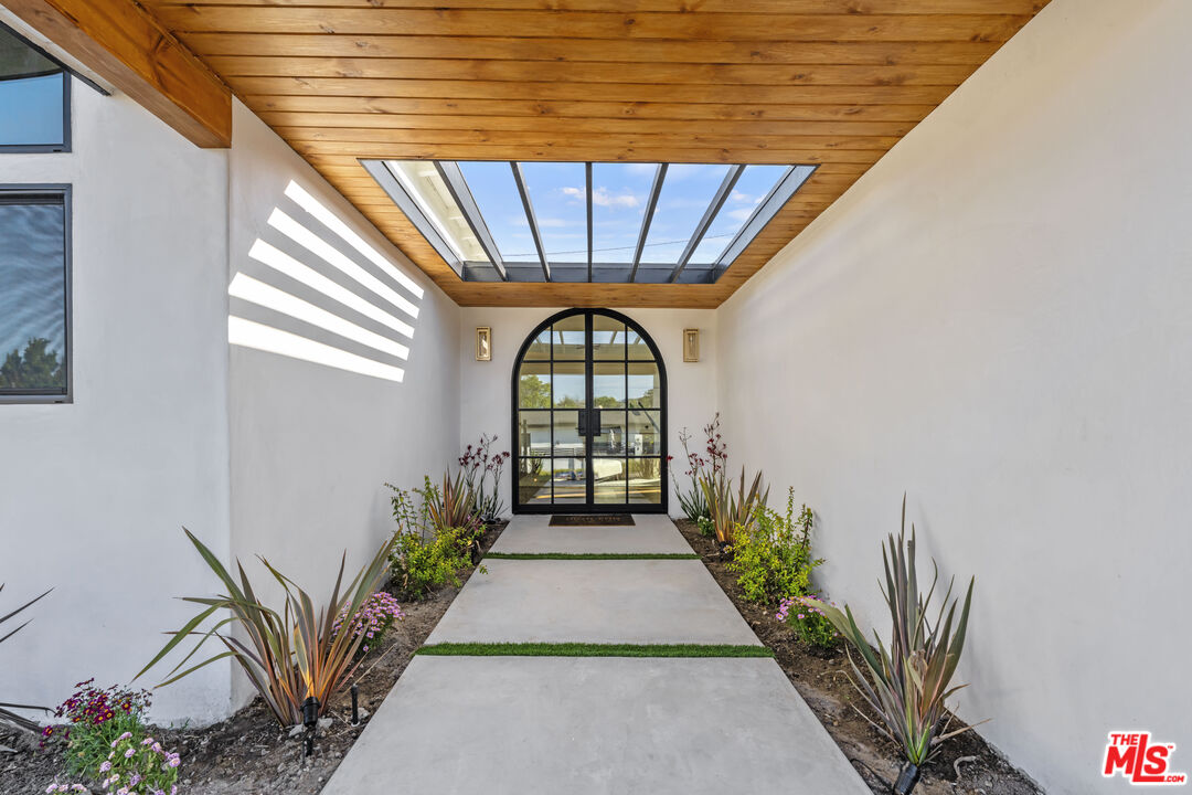 4600 Don Quixote Dr
